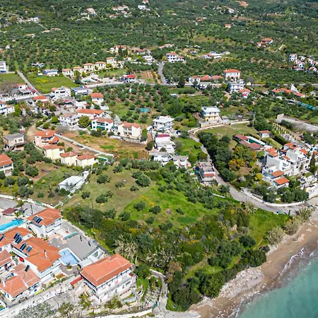 アパート Pavlina's チラニ